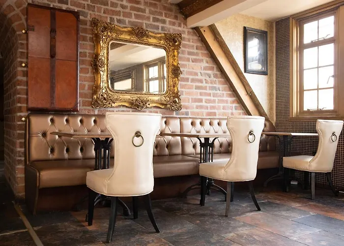 Best Hotels in Liverpool with Onsite Parking