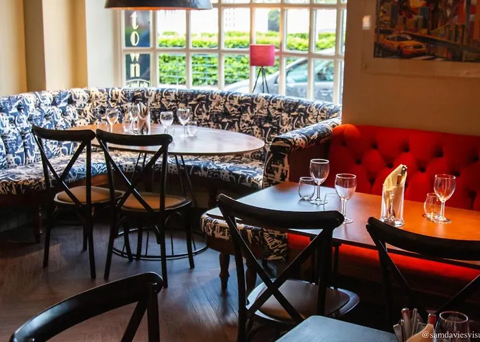 Top Hotels Close to Letchworth Garden City