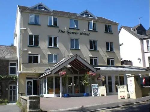 Best Family Hotels and Rooms in Tenby, UK
