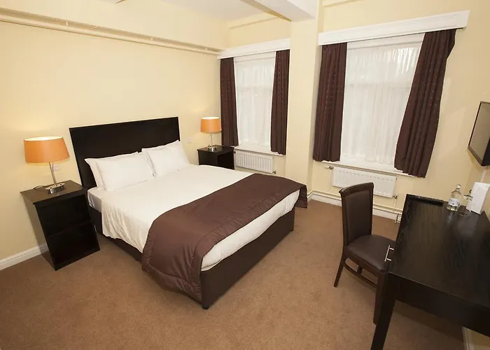 Top Wind Street Hotels in Swansea