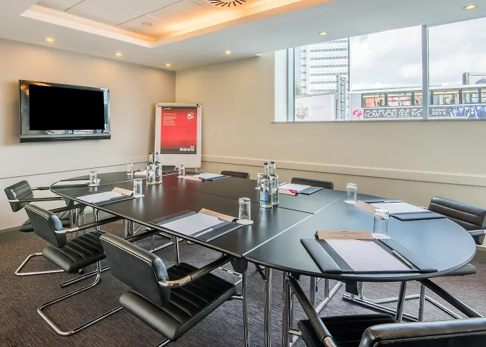 Best Hotels Near Manchester Piccadilly Station