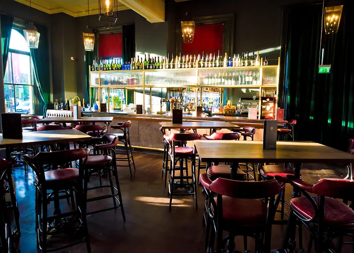 Best York Hotels with Swimming Pool