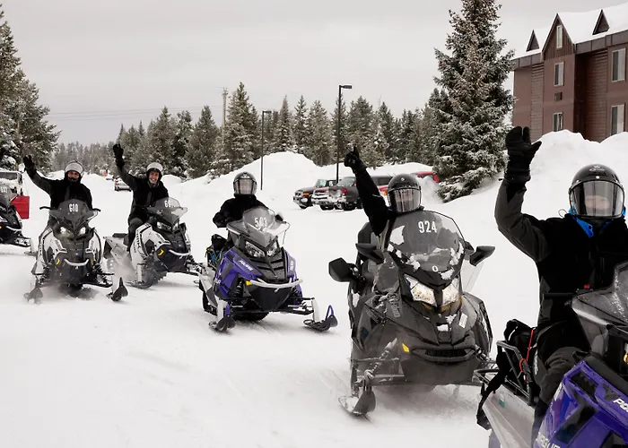 Top Hotels in West Yellowstone for Nature Lovers