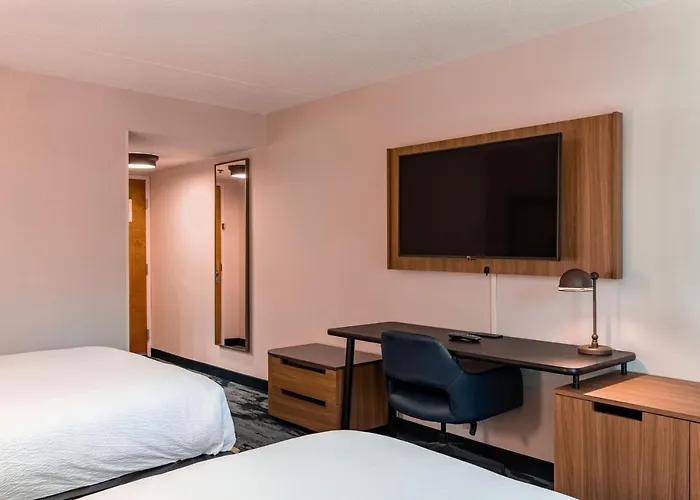 Top Accommodations in Evansville, Indiana