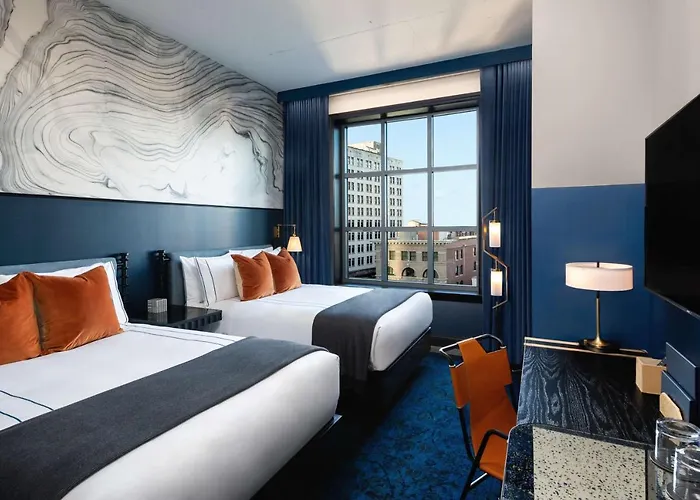 Top Hotels in Nashville Downtown