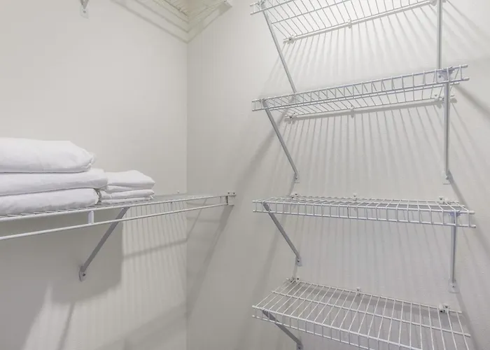 Top Hotels in Los Altos