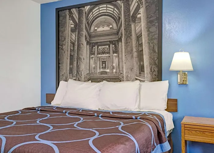 Best Hotels Near Buffalo RiverWorks for Visitors