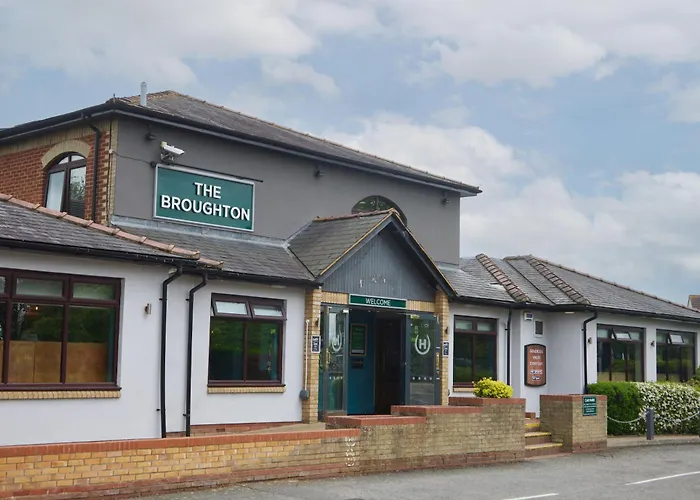 Best Hotels Near Milton Keynes Arena