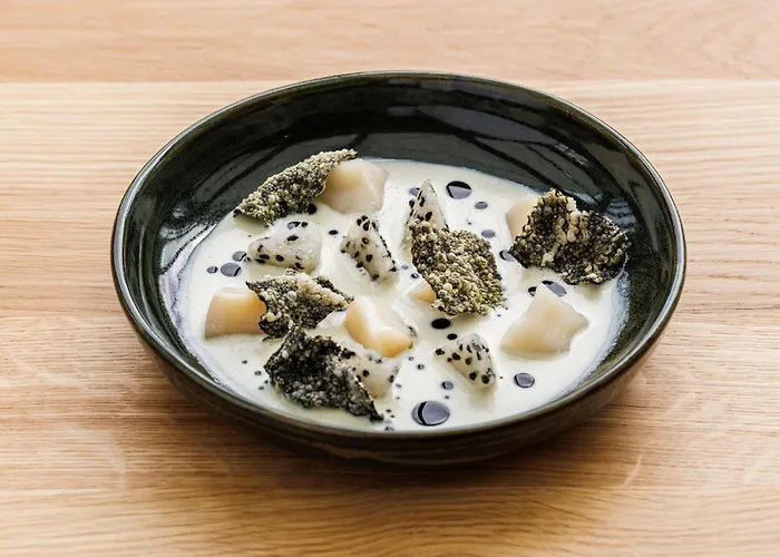 Top Hotels with Hot Tub in London