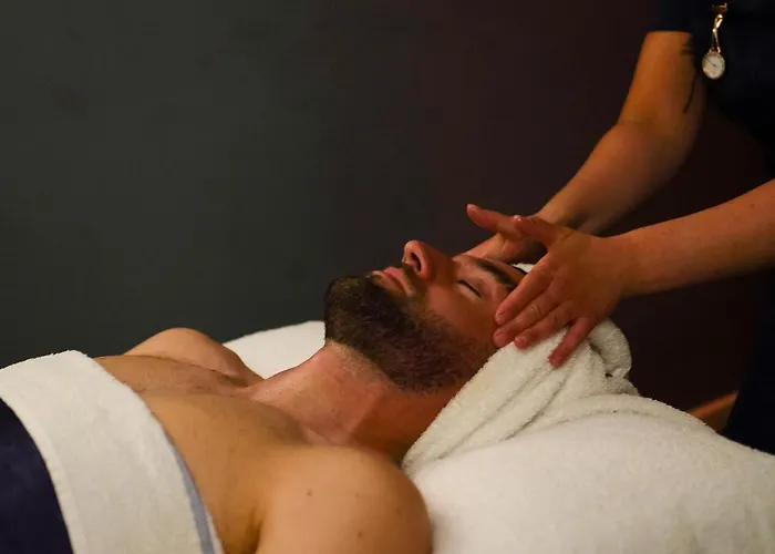 Top Hotels in Swindon Area for Every Traveler