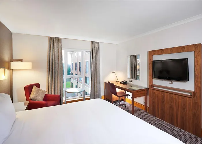 Top Hotels near Bedworth for Coventry Exploration