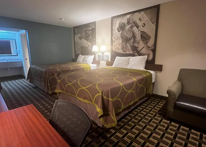 Best Hotels Near Baytown TX