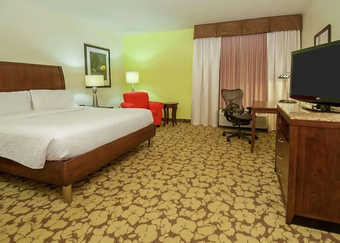 Top Hotels in Kenner, Louisiana