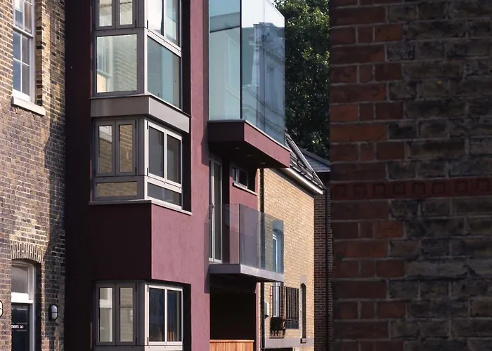 Top Bed and Breakfast Picks in Croydon