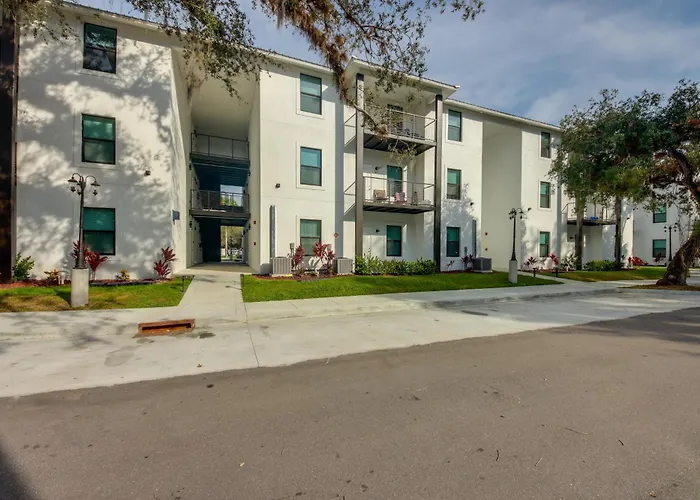 Top Hotels in LaBelle FL