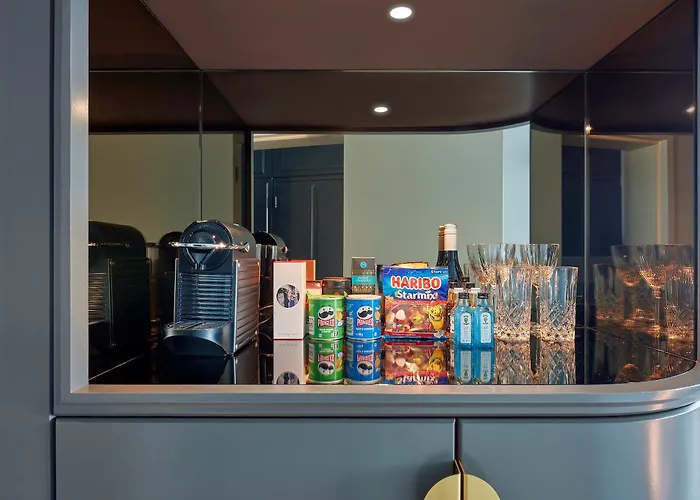 Top Hotels in London Waterloo for City Explorers