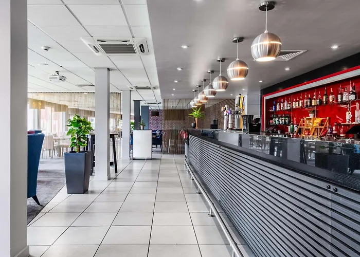 Best Hotels in Peterborough City Center