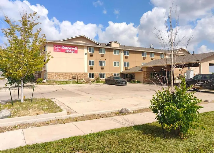 Top Hotels in Williston ND