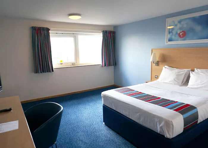 Top Hotels Near Edinburgh Airport
