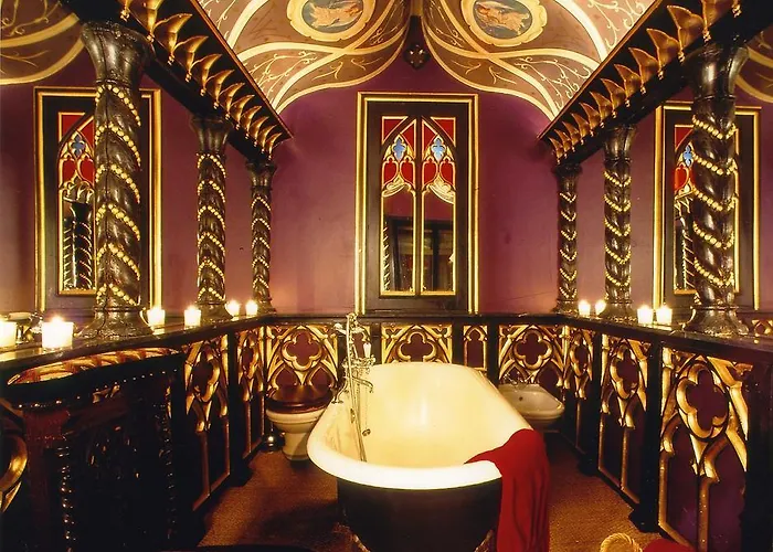 Top Edinburgh Hotels with Hot Tub In-Room