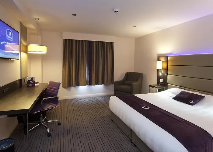 Top-Rated Day Hotels in Watford