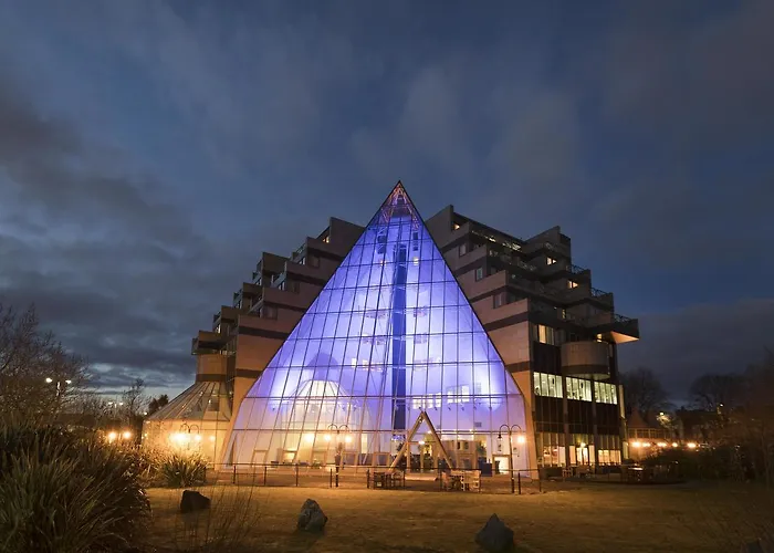 Best Hotels in West Quay Road, Southampton