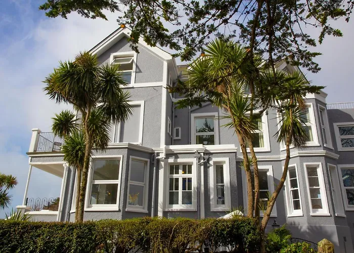 Explore Top-Rated Hotels in Falmouth, Cornwall for Your Perfect Getaway