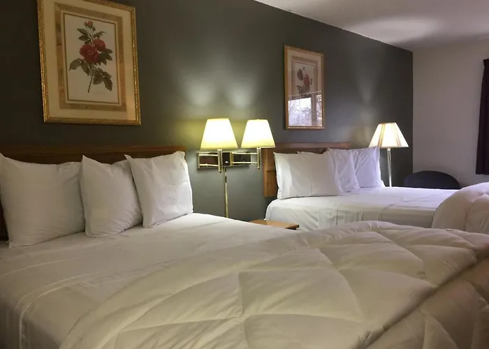 Top Hotels in Vibrant Fulton Market, Chicago