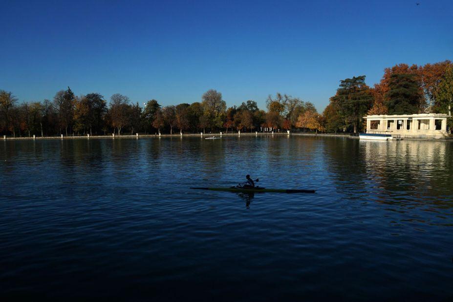 <strong>Buen Retiro Park, Madrid</strong><strong>:</strong> This large Madrid park is a beautiful spot for basking -- it was originally created for the Spanish Royal Family in the 1700s.