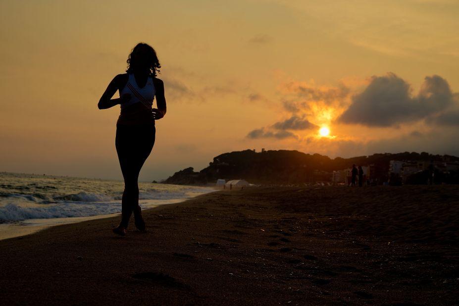 <strong>Barcelona: </strong>Barcelona combines famous architecture, delicious food and fantastic Mediterranean beaches.