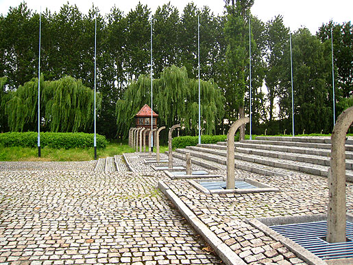 paved-area-posts-weeping-wi paved-area-posts-weeping-wi